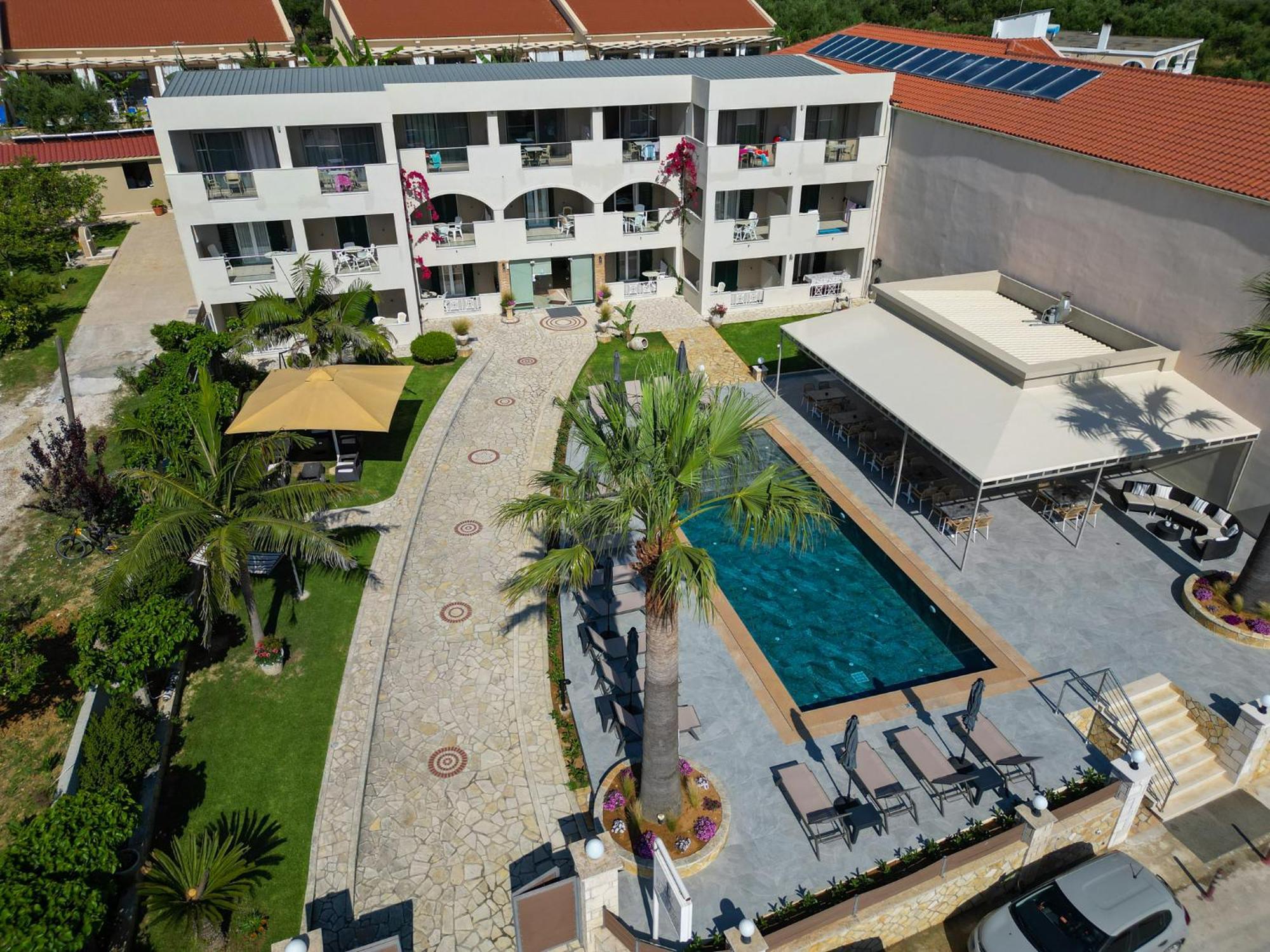Remezzo Studios & Apartments Amoudi Ngoại thất bức ảnh