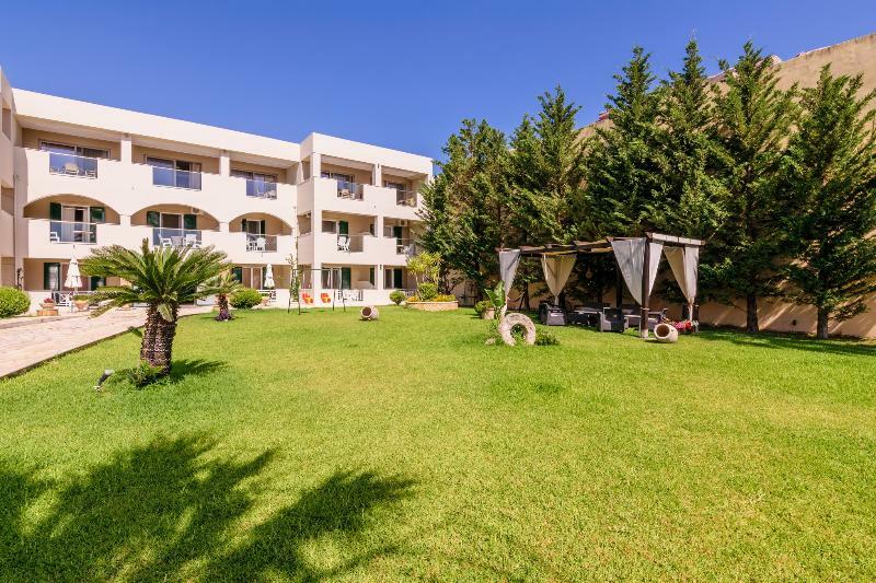 Remezzo Studios & Apartments Amoudi Ngoại thất bức ảnh