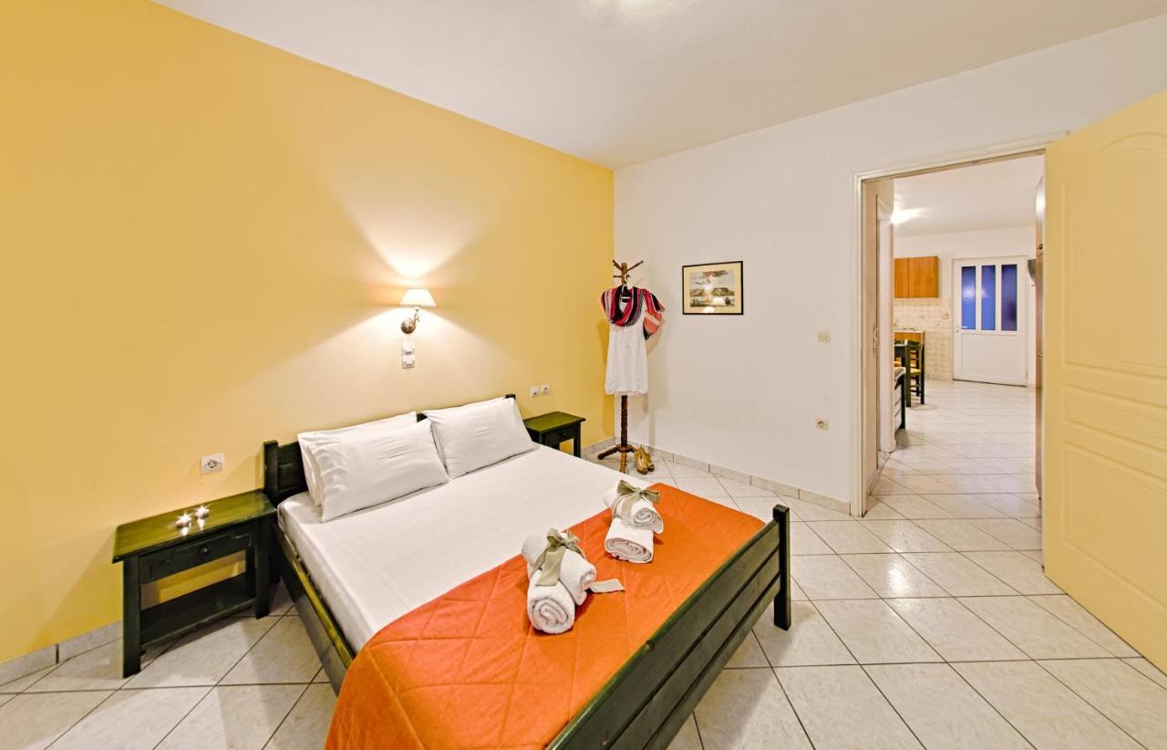 Remezzo Studios & Apartments Amoudi Ngoại thất bức ảnh